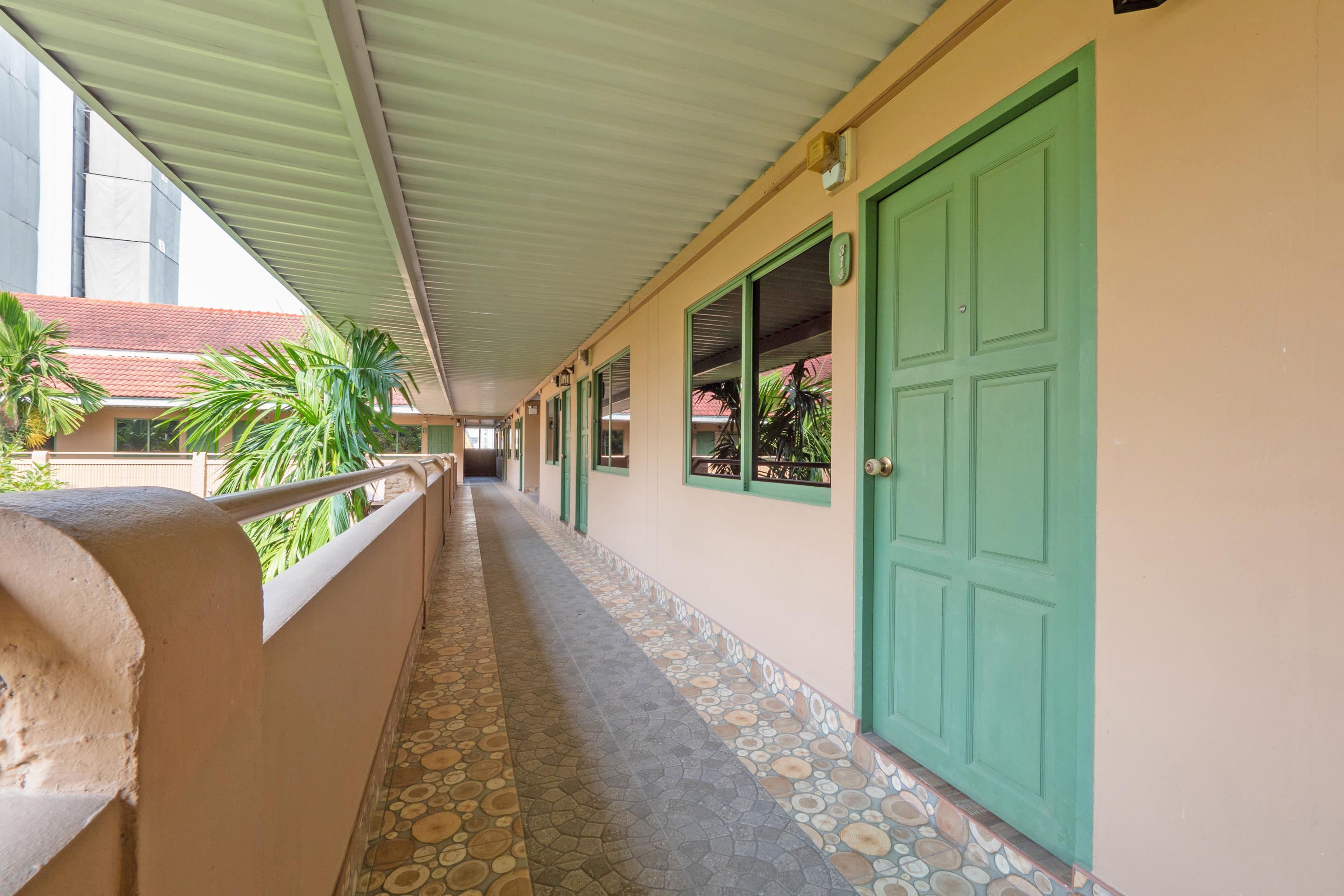 Hotel The One Sabai Living Pattaya Exterior foto